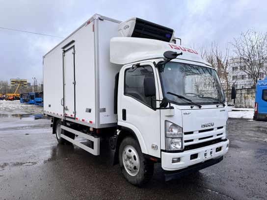 Isuzu спецтехника