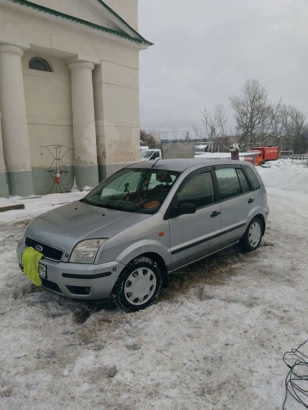  Ford Fusion 2005 , 220000 , 