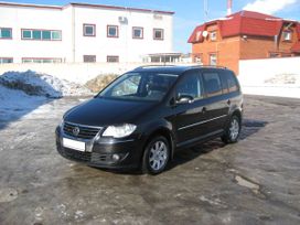    Volkswagen Touran 2007 , 555000 , 