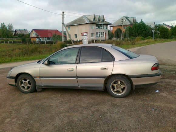 Opel Omega 1998 , 100000 , 