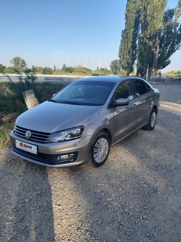  Volkswagen Polo 2016 , 640000 , --