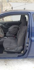  3  Toyota Yaris 2001 , 220000 , 