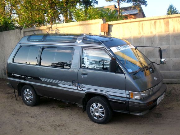 Toyota Town Ace 1990 , 190000 , 