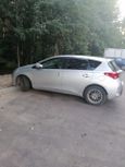  Toyota Auris 2015 , 900000 , 