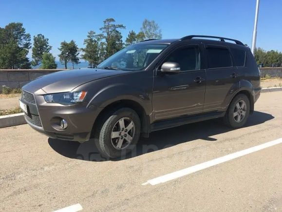 SUV   Mitsubishi Outlander 2010 , 770000 , -