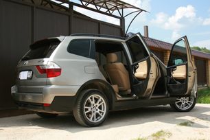 SUV   BMW X3 2007 , 700000 , 