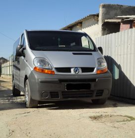    Renault Trafic 2004 , 704328 , 