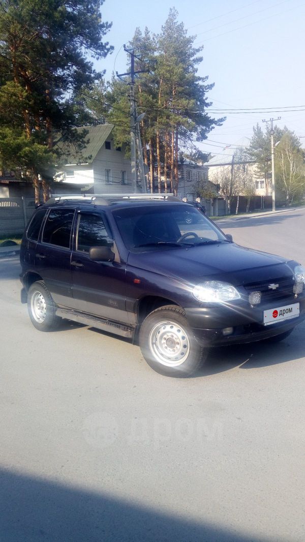 SUV   Chevrolet Niva 2004 , 220000 , 