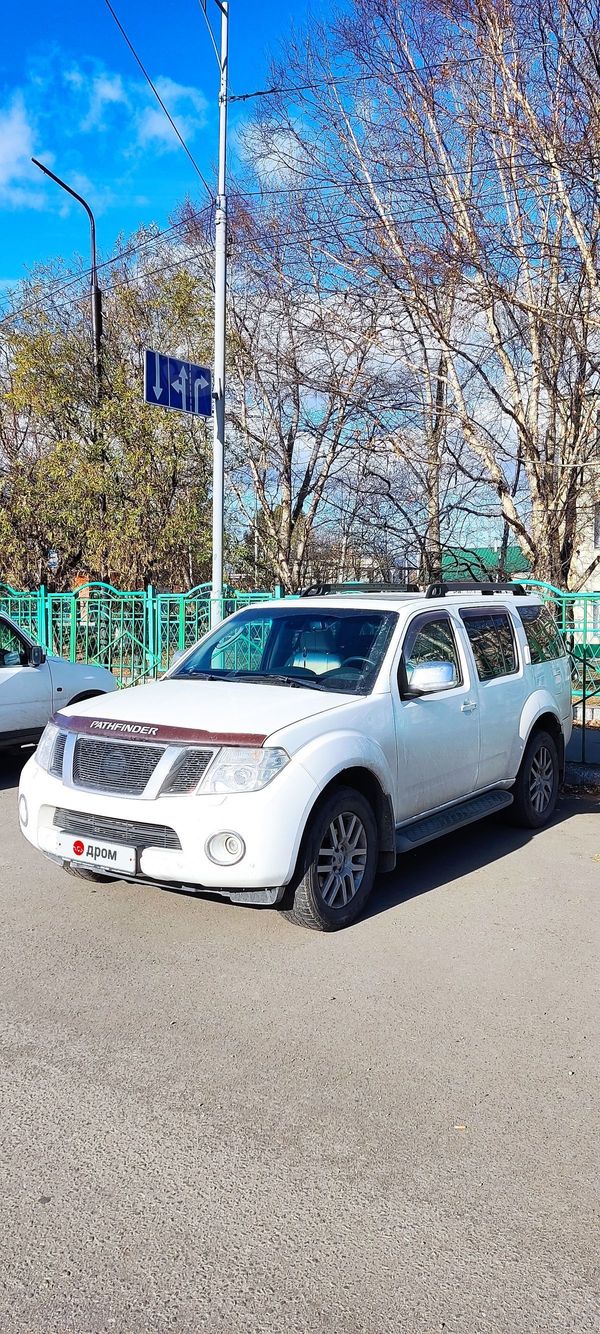 SUV   Nissan Pathfinder 2011 , 1250000 , 