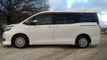    Toyota Voxy 2014 , 1300000 , 