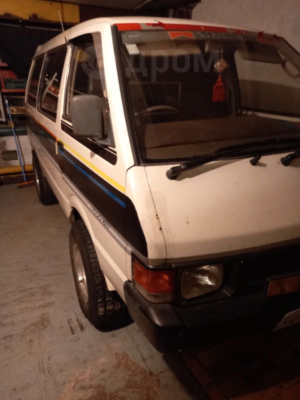    Nissan Largo 1987 , 80000 , --