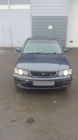  Nissan Bluebird 2001 , 110000 , 