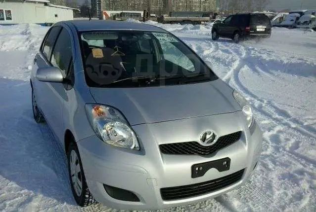  Toyota Vitz 2009 , 300000 , 