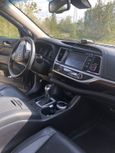 SUV   Toyota Highlander 2014 , 1890000 ,  