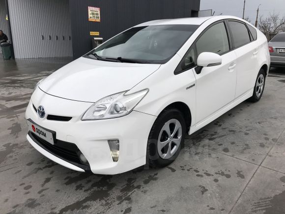  Toyota Prius 2013 , 1100000 , 