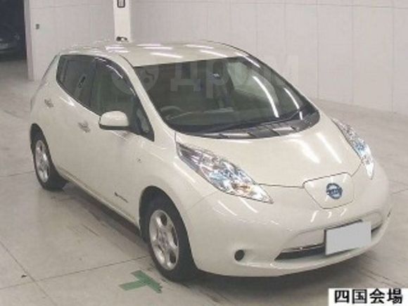  Nissan Leaf 2011 , 295000 , 