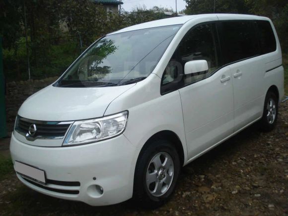    Nissan Serena 2007 , 530000 , 