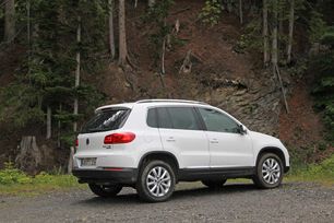 SUV   Volkswagen Tiguan 2012 , 1000000 , 