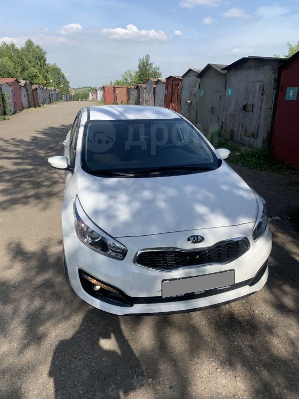  Kia Ceed 2015 , 742000 , 