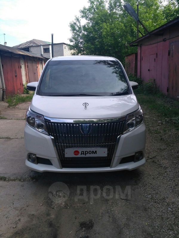    Toyota Noah 2014 , 1360000 , 