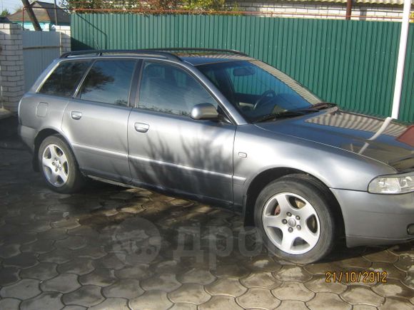  Audi A4 2000 , 320000 , 