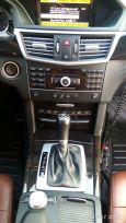  Mercedes-Benz E-Class 2009 , 950000 , 