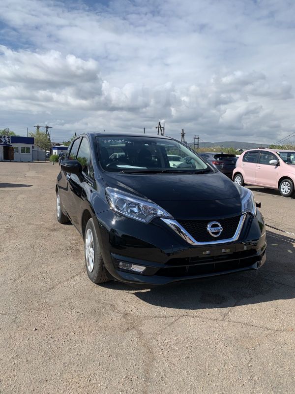  Nissan Note 2016 , 585000 , -