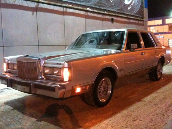  Lincoln Town Car 1986 , 340000 , 