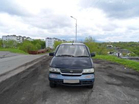    Nissan Largo 1997 , 230000 , -