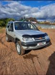 SUV   Chevrolet Niva 2004 , 165000 , -