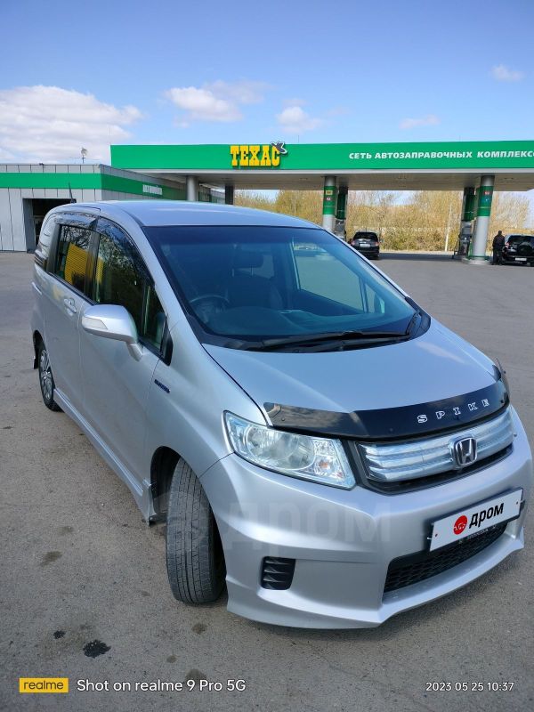    Honda Freed Spike 2013 , 888000 , 