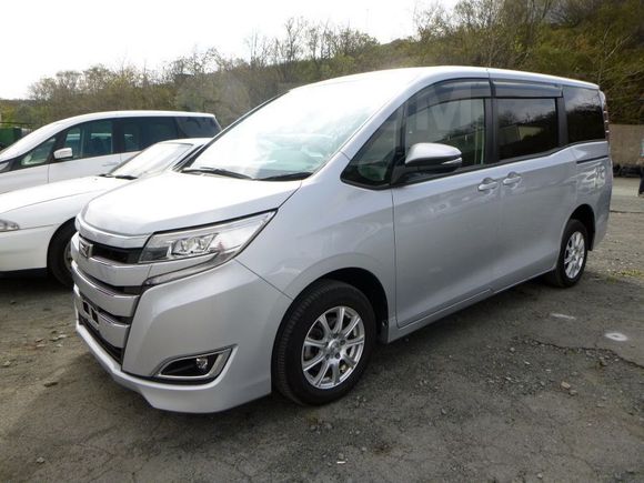    Toyota Noah 2017 , 1575000 , 