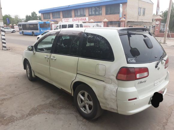    Nissan Liberty 2001 , 144000 , 