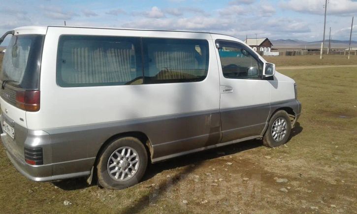    Nissan Elgrand 2000 , 320000 , 