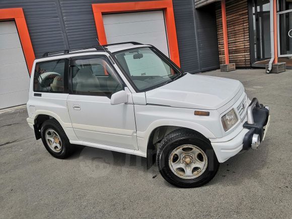  3  Suzuki Escudo 1997 , 335000 , 