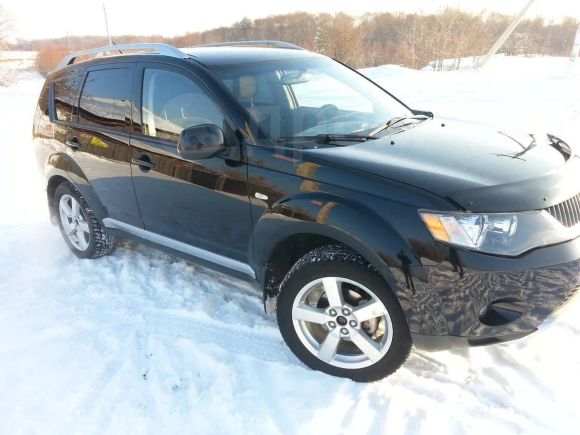 SUV   Mitsubishi Outlander 2008 , 685000 , 