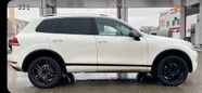 SUV   Volkswagen Touareg 2011 , 1335000 , 