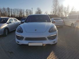 SUV   Porsche Cayenne 2014 , 2620000 , 