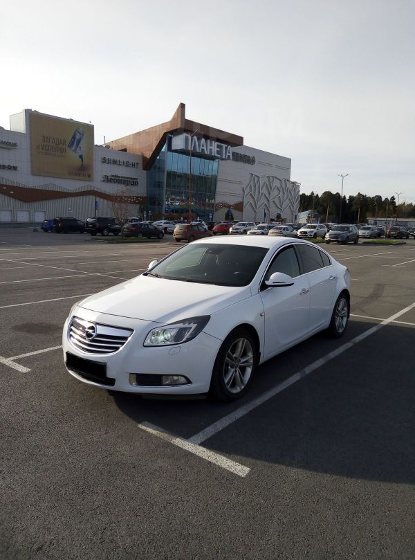  Opel Insignia 2010 , 700000 , 