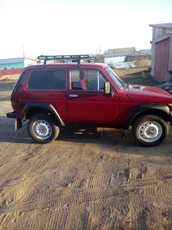 SUV    4x4 2121  1993 , 150000 , 