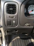  Nissan NP300 2010 , 680000 , 