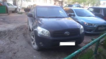 SUV   Toyota RAV4 2008 , 400000 , 