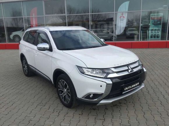 SUV   Mitsubishi Outlander 2016 , 1720000 , 