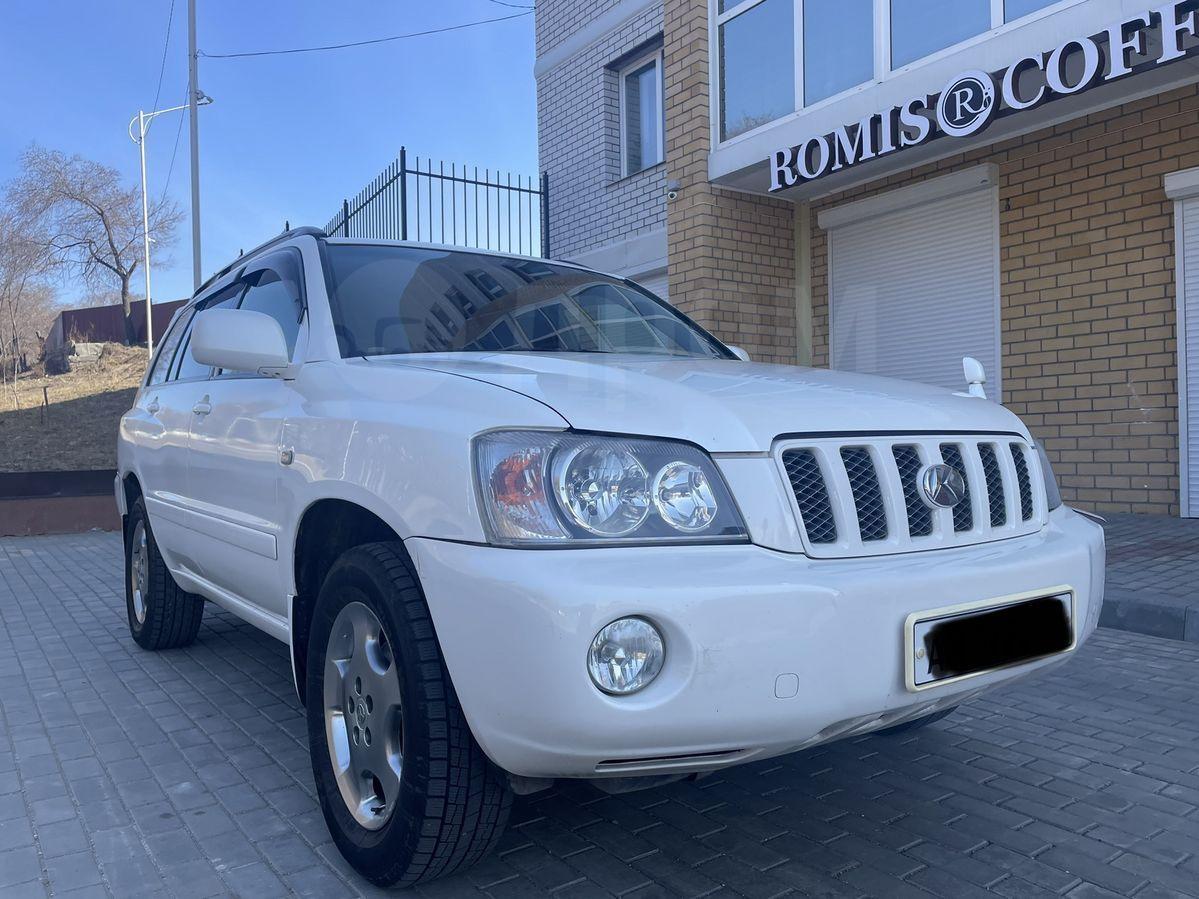 Toyota Kluger V 2002 в Благовещенске, Из вложений нужен передний бампер, и  покрасить три детали, с пробегом 200000 км, правый руль, комплектация 2.4 V  S limited