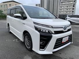    Toyota Voxy 2017 , 1500000 , 