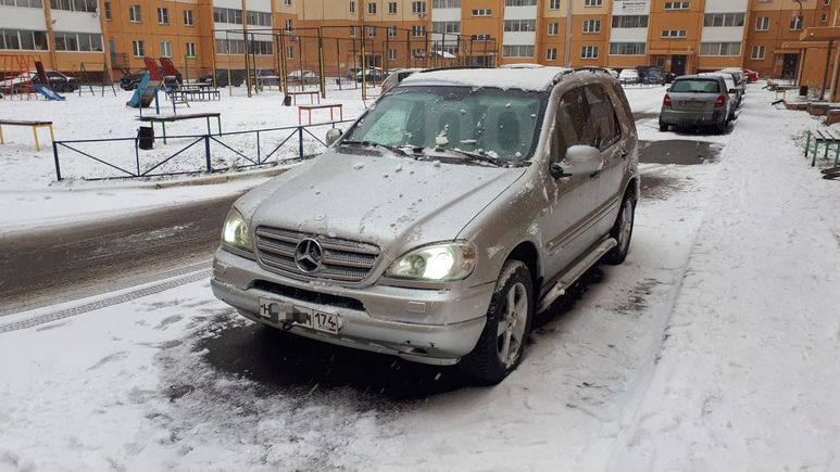 SUV   Mercedes-Benz M-Class 2001 , 350000 , 