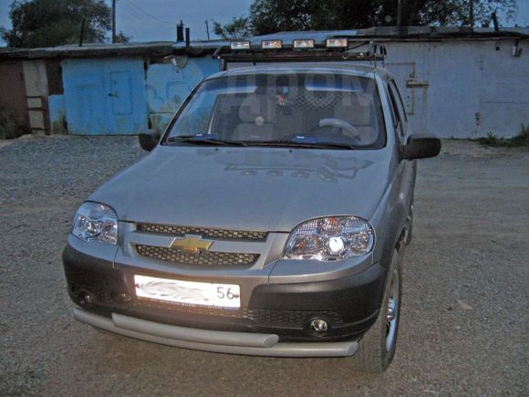 SUV   Chevrolet Niva 2011 , 420000 , 