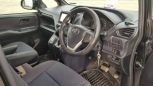    Toyota Voxy 2014 , 1600000 , 