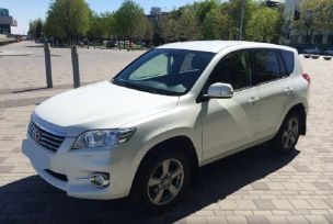 SUV   Toyota RAV4 2012 , 850000 , 