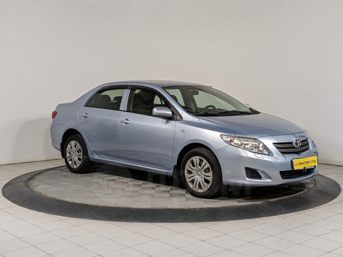 White Corolla Toyota 2008